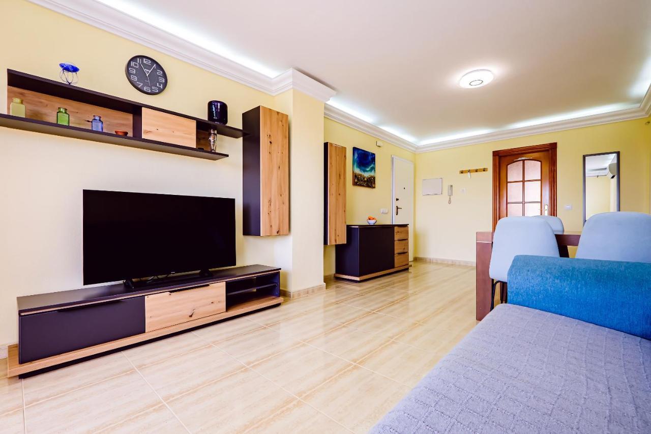 La Manga 2 Bedroom Apartment Near The Beach Murcia Bagian luar foto